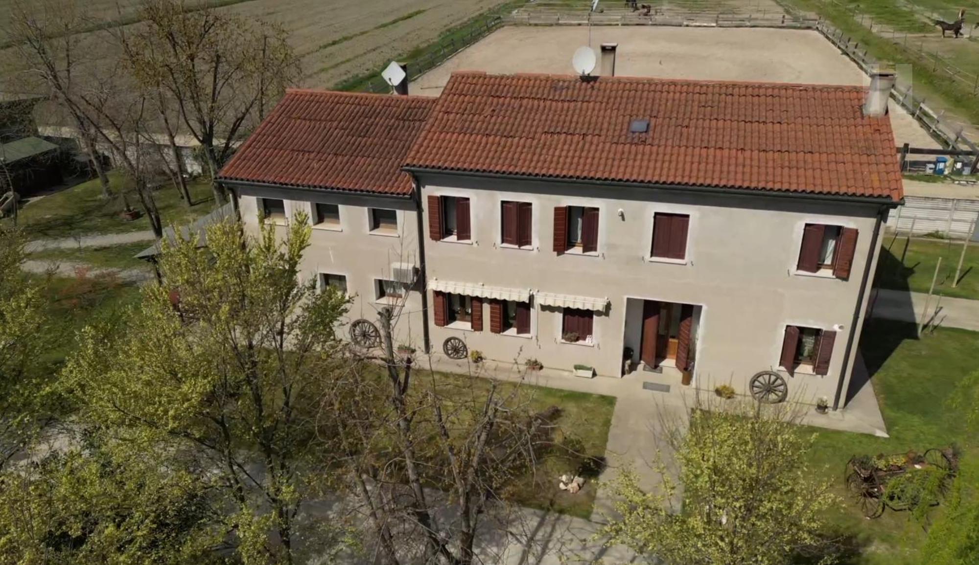 Passion Horse'S House Fc Bed & Breakfast วิกอนซา ภายนอก รูปภาพ
